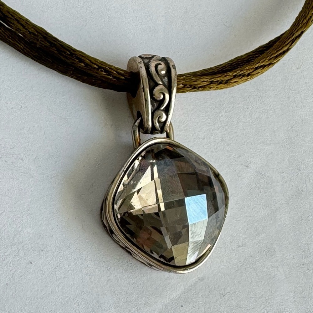 Brighton Venus Necklace Swarovski Crystal Pendant Olive Double Cord Silver Tone - Picture 5 of 11